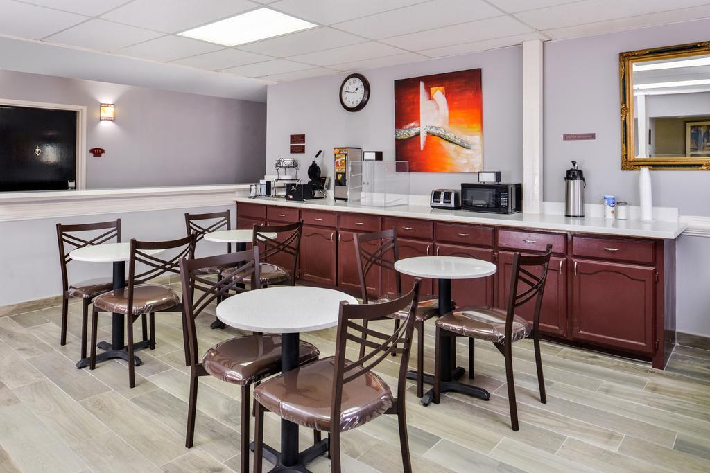 Express Inn Weslaco/Mercedes エクステリア 写真